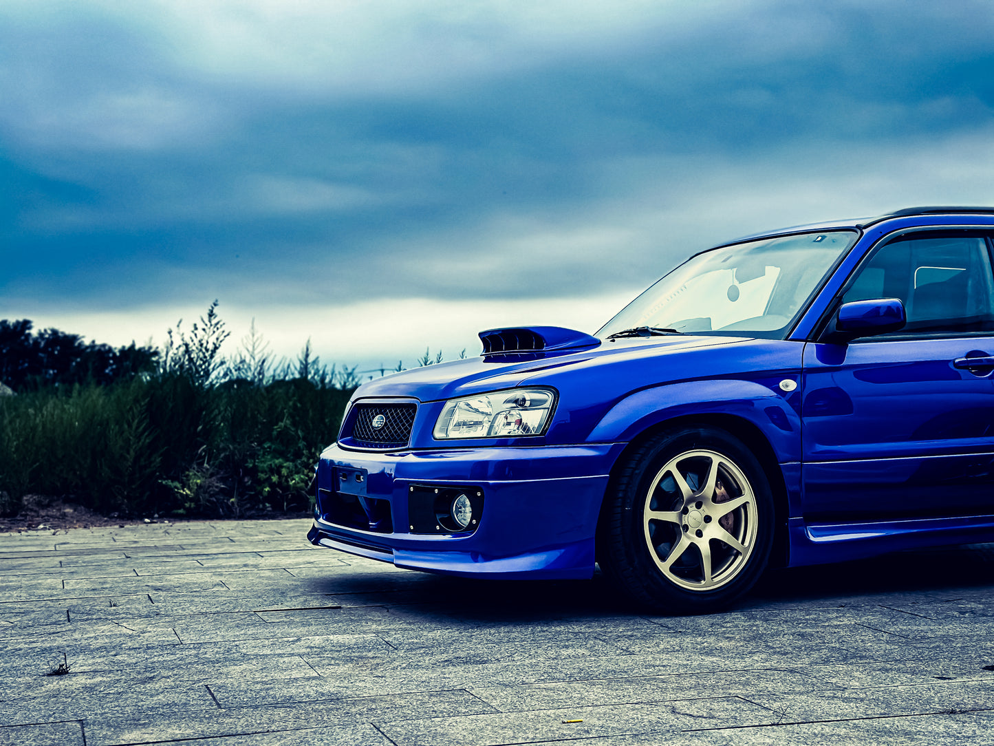Subaru Forester SG big hood scoop