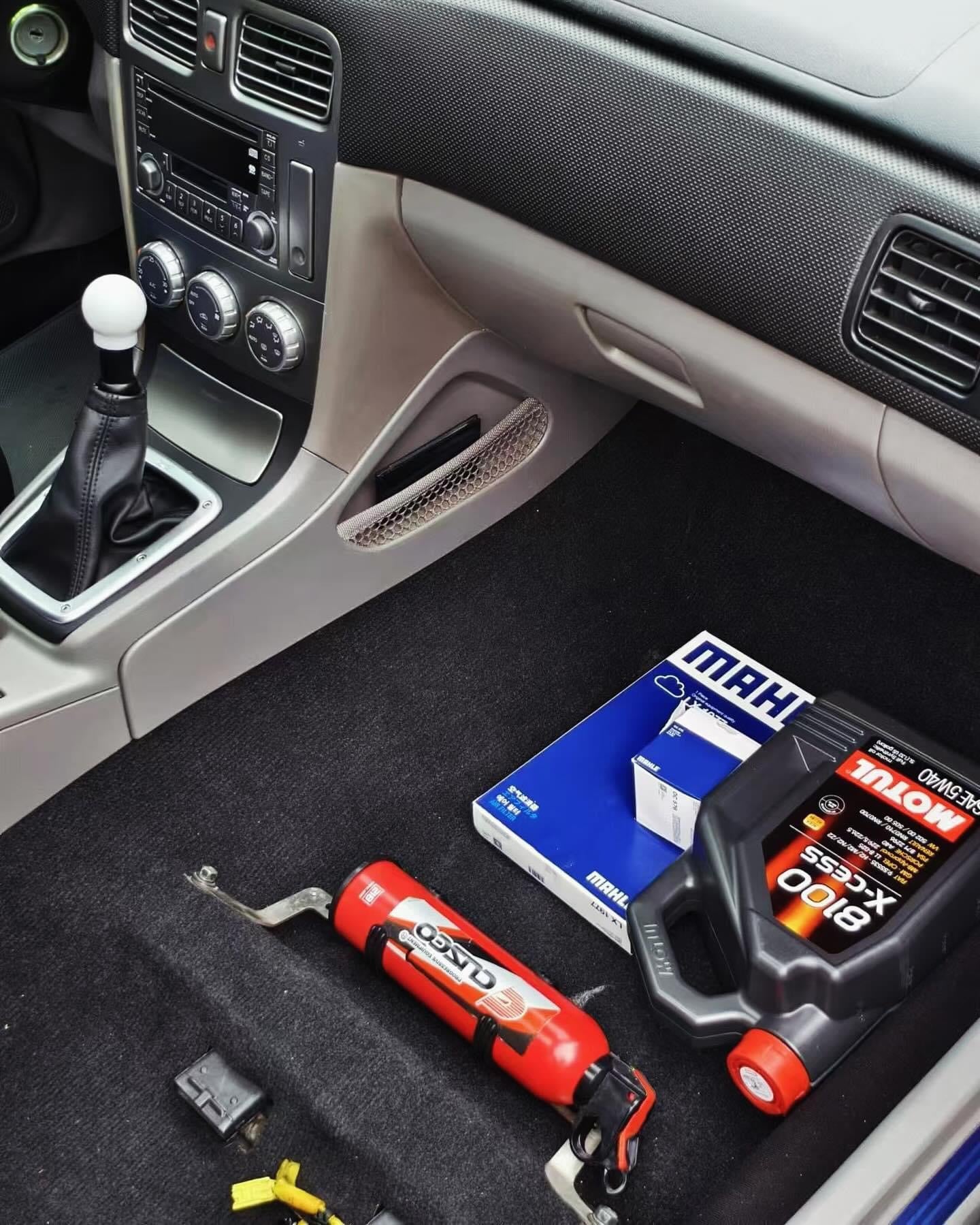 SG Fire Extinguisher Mounting Bracket