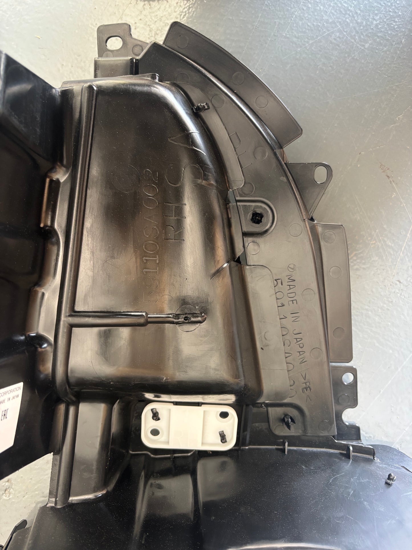 JDM Subaru Forester STi (SG9) 2003–2008 Inner Fender Liners — Full Set Left & Right — Genuine OEM Brand New